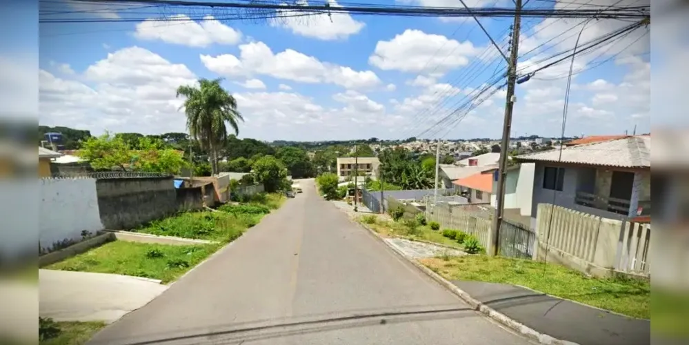 Ocorrência aconteceu em Colombo, na rua São Francisco