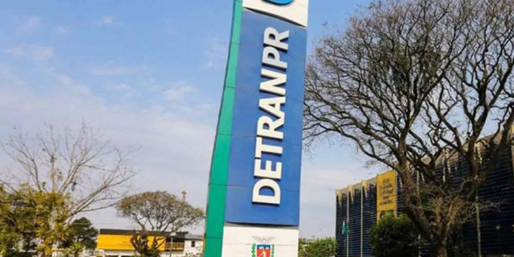 Ao comparecer na sede do Detran, em Ponta Grossa, Maria Eduarda foi informada que foi vítima de um golpe