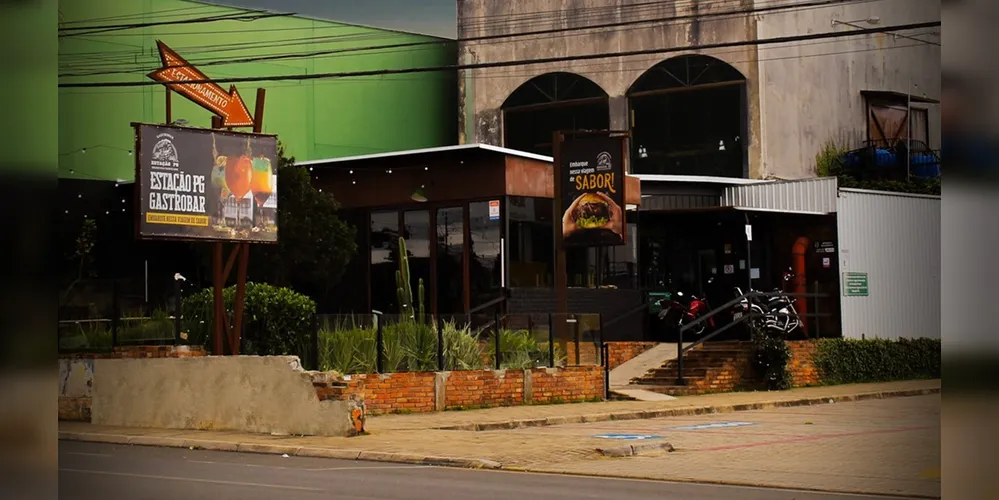 Estação PG Gastrobar fica na avenida General Carlos Cavalcanti, 601, em Uvaranas