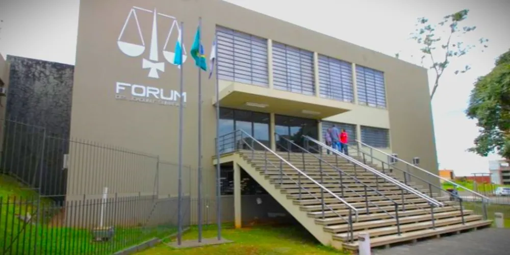 Audiência de custódia ocorreu no Fórum de Ponta Grossa, neste sábado