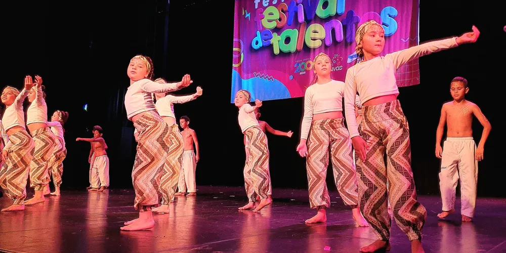 Os alunos vão representar 43 unidades escolares com apresentações de canto e dança