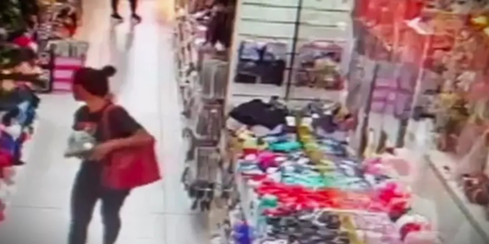 Mulher tentou furtar três conjuntos de academia