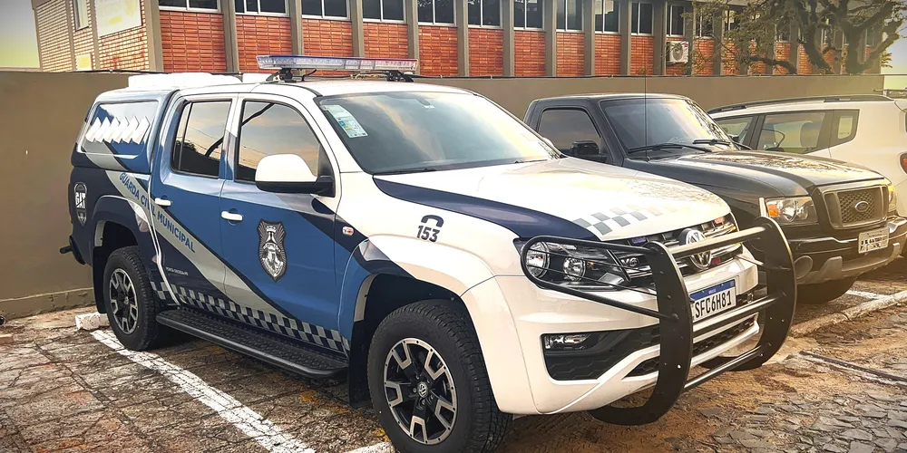 Agentes do Grupamento de Ações Táticas realizaram a prisão do suspeito