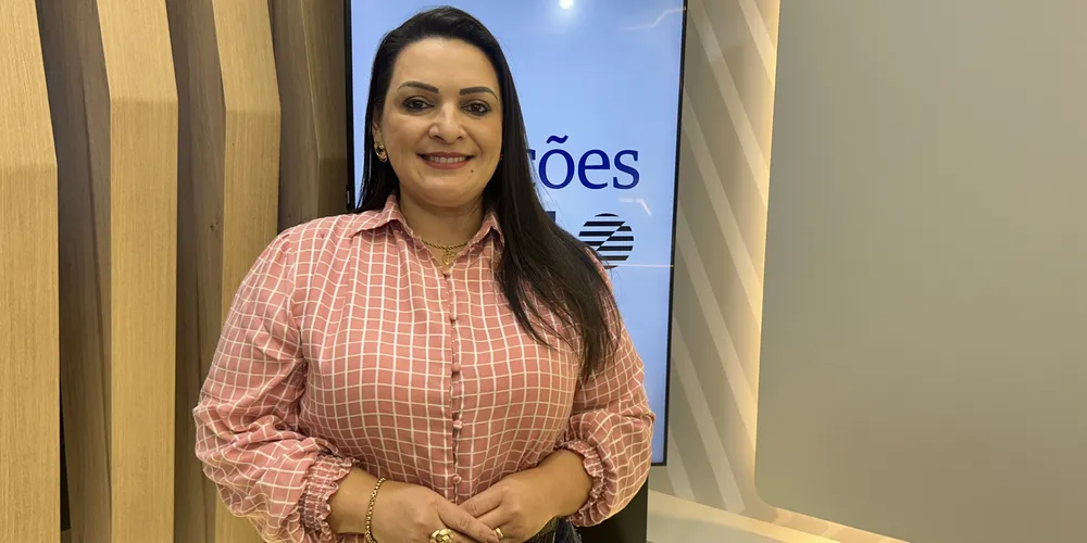 Prefeita segue no comando do Executivo de Carambeí pelos próximos quatro anos