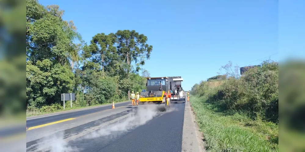 Obras de pavimentação estão previstas do quilômetro 160 ao 156, em Palmeira, e entre os quilômetros 278 e 281, em Prudentópolis