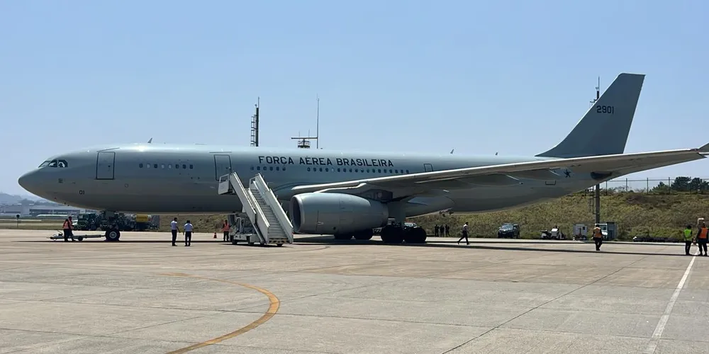 A aeronave KC-30 fará uma escala em Lisboa, Portugal
