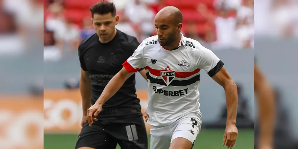 Lucas Moura foi um dos destaques do Majestoso, neste domingo (29)