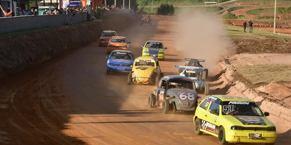 A promoção e organização foram do Automóvel Clube de Telêmaco Borba