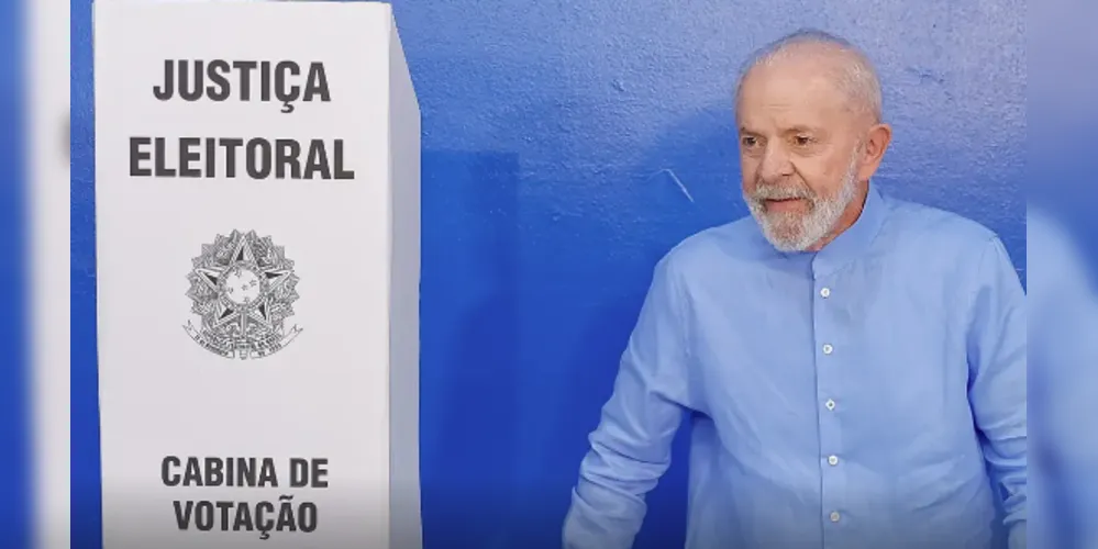 Presidente votou em São Bernardo (SP), na escola estadual João Firmino