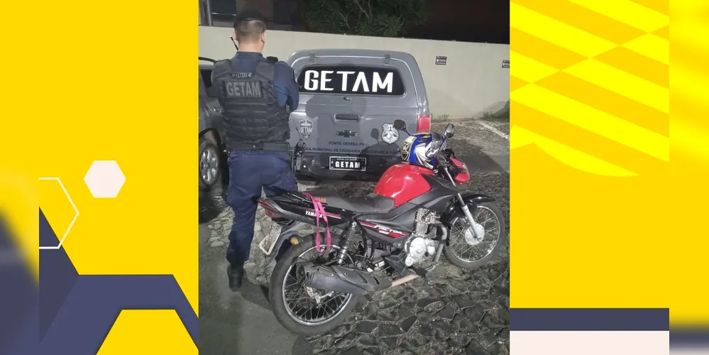 Motocicleta foi apreendida pela equipe GETAM