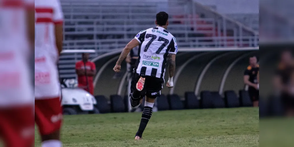 Gol do Fantasma foi anotado pelo atacante Maxwell