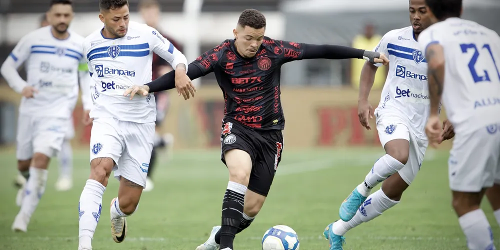 Partida aconteceu no Estádio Germano Krüger, em Ponta Grossa