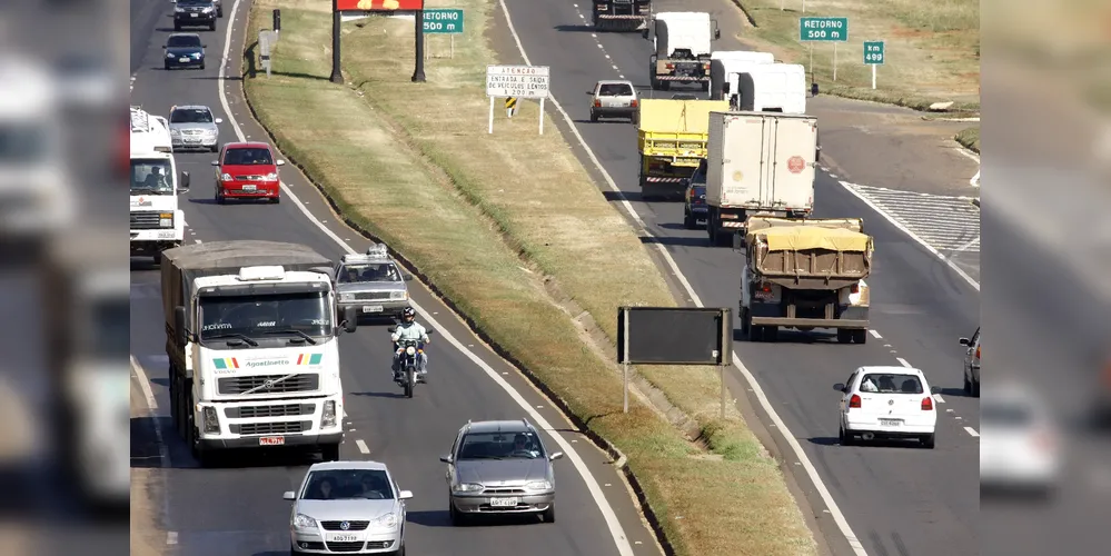 Expectativa é que 302 mil veículos trafeguem nos trechos administrados pela Via Araucária