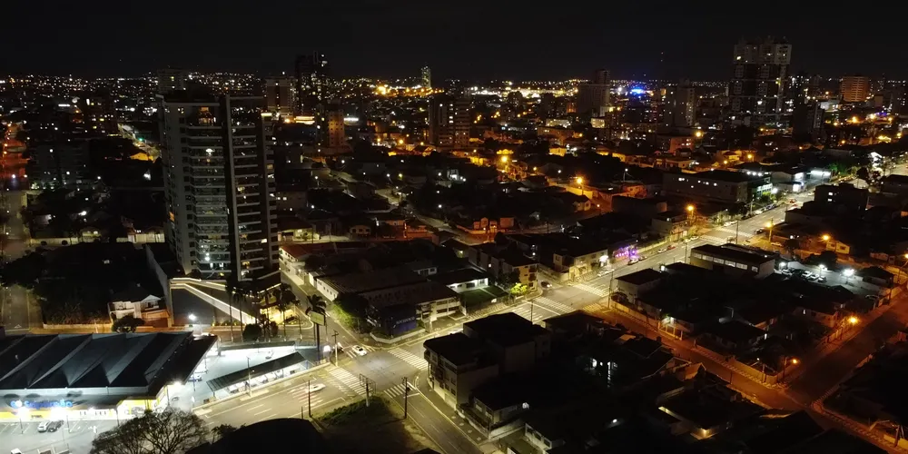As lâmpadas foram trocadas em diversas localidades