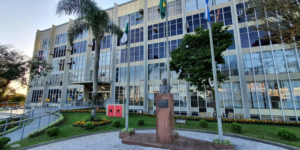 Indivíduos foram avistados durante patrulhamento na avenida Visconde de Taunay