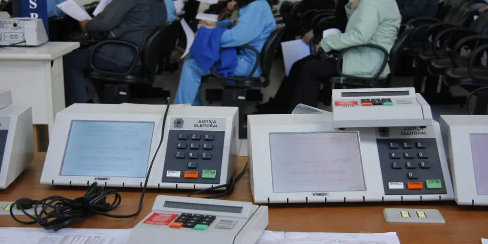 Segundo turno acontecerá em 15 capitais e em outros 36 municípios