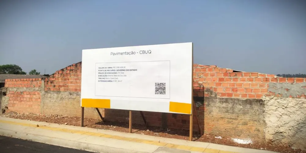 Uma das placas que precisaria de manutenção