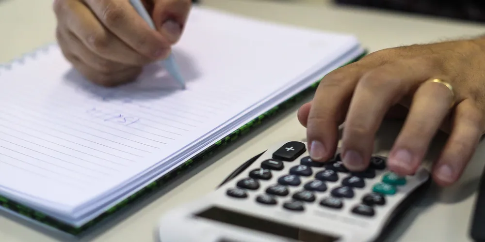 Procon-PR participa de mutirão online de renegociação de dívidas com bancos