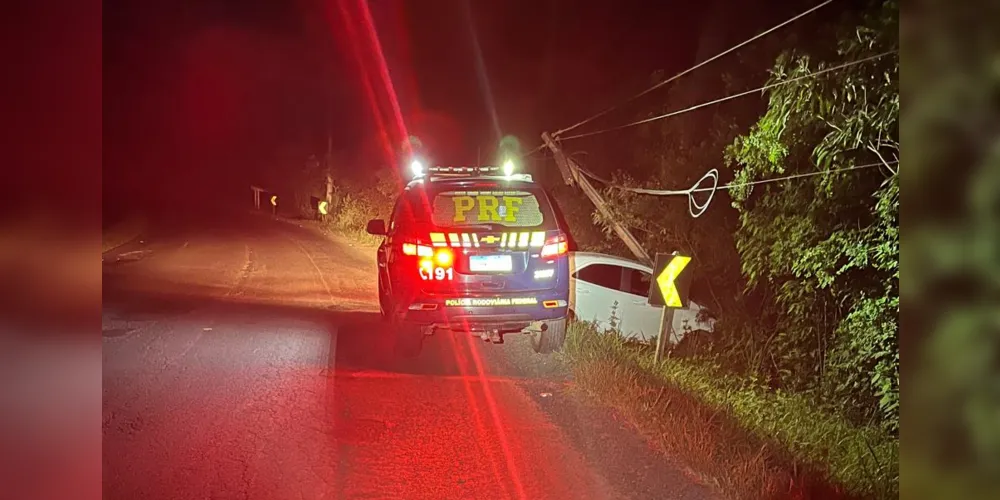 Acidente aconteceu na noite desse domingo (24)