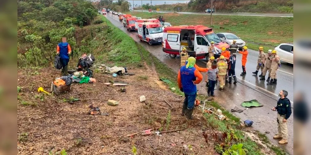 Três equipes do Corpo de Bombeiros Militar do Distrito Federal (CBMDF) foram acionadas