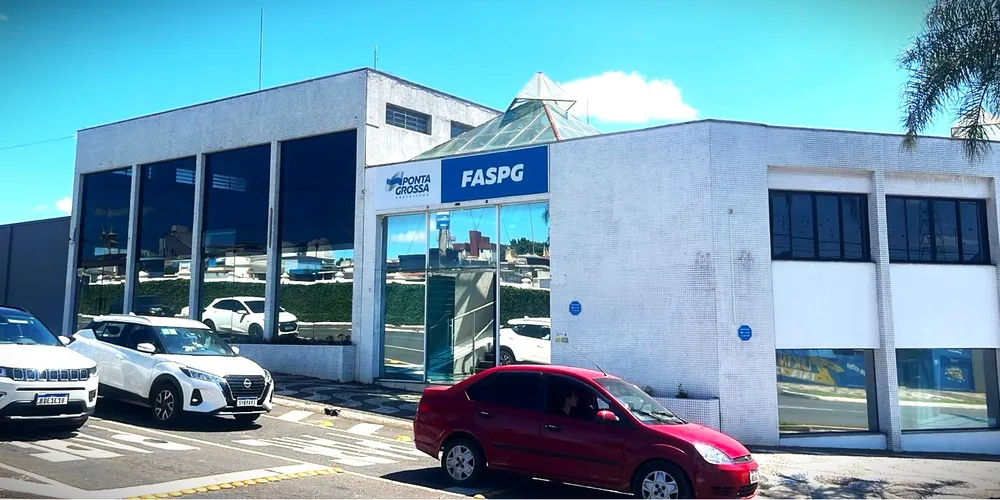 Espaço fica na avenida Ernesto Vilela, número 61