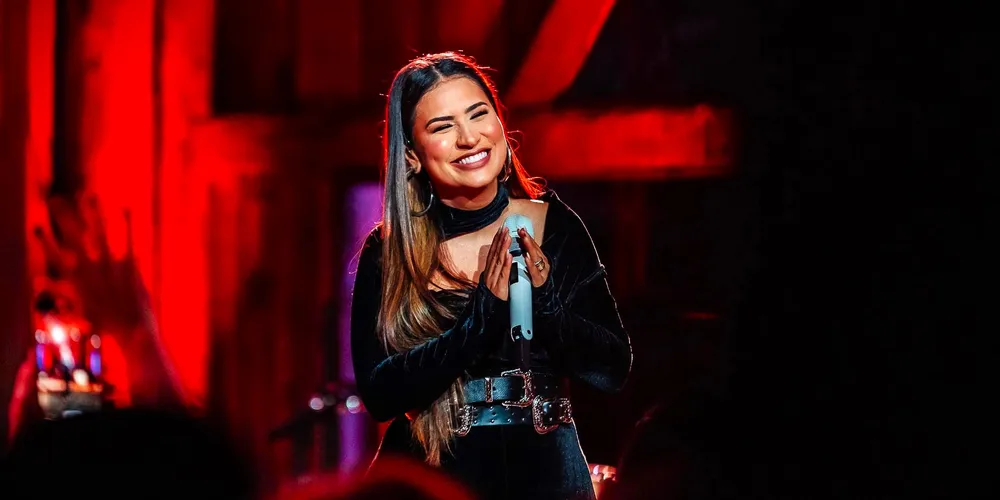 Simone Mendes abre a 33ª Münchenfest, em Ponta Grossa