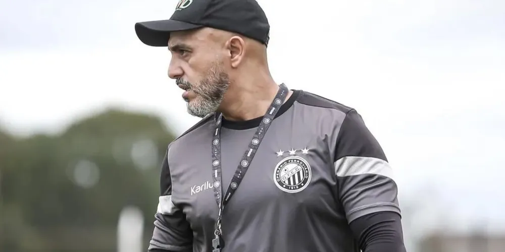Rafael Guanaes é o técnico mais longevo da Série B de 2024