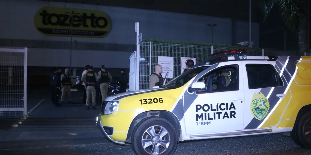 Suspeito rende vigilante para assaltar supermercado em Ponta Grossa