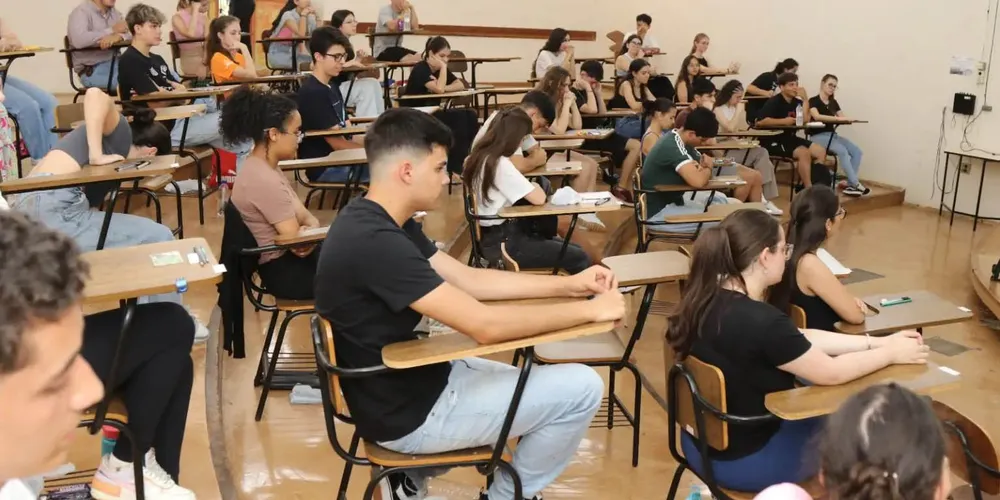 Nesta segunda (18) candidatos farão a Redação e a prova discursiva de Conhecimentos Específicos