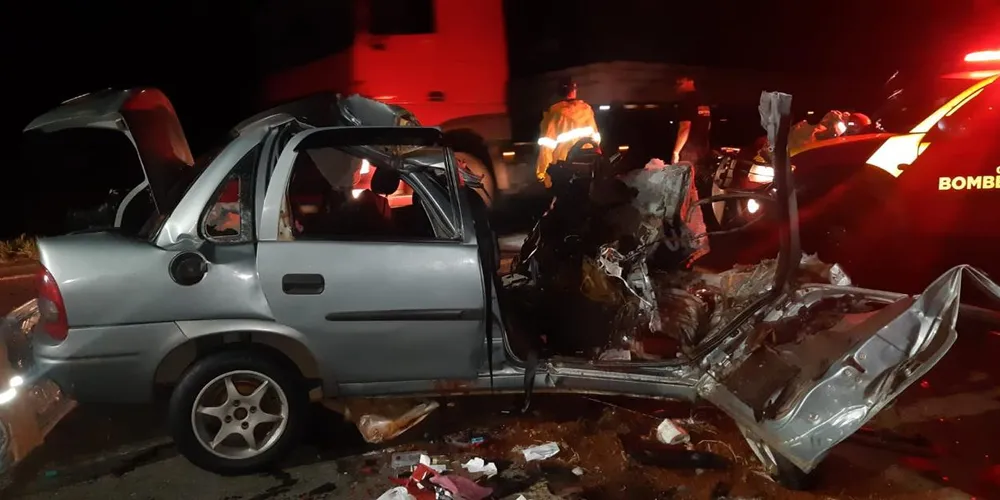 Acidente aconteceu na BR-153, no km 178,1, em Ventania, nos Campos Gerais