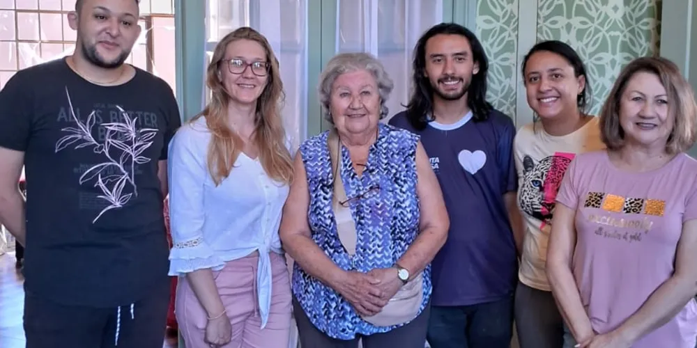 Imagem ilustrativa da imagem Neta do proprietário da Mansão Villa Hilda revive memórias e emoções