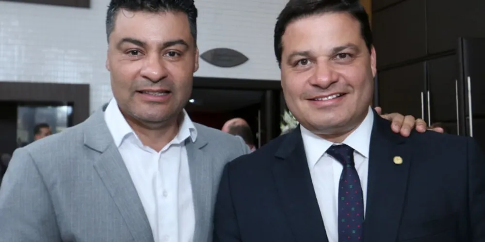 Marcelo Rangel e Sandro Alex, ambos do PSD, são vítimas de ataque hacker