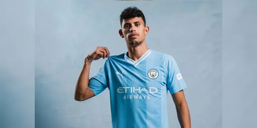 Matheus Nunes atua pelo Manchester City desde a temporada 2023/24