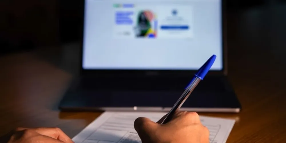 Os candidatos que concorrem às 971 vagas desse bloco já podem consultar as notas finais das provas objetivas