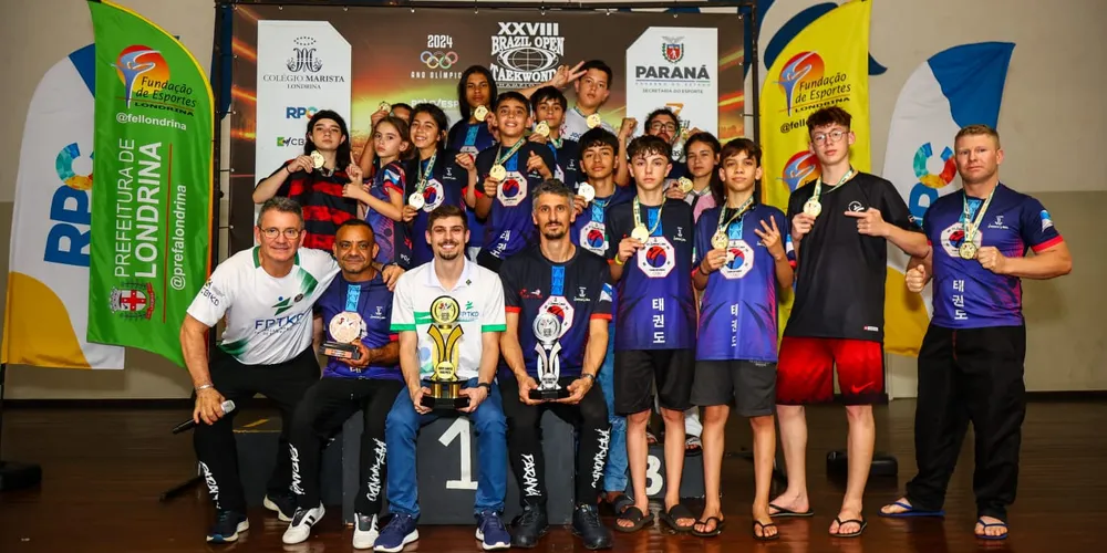 A equipe de Ponta Grossa teve representantes nas categorias faixa colorida, seletiva e master