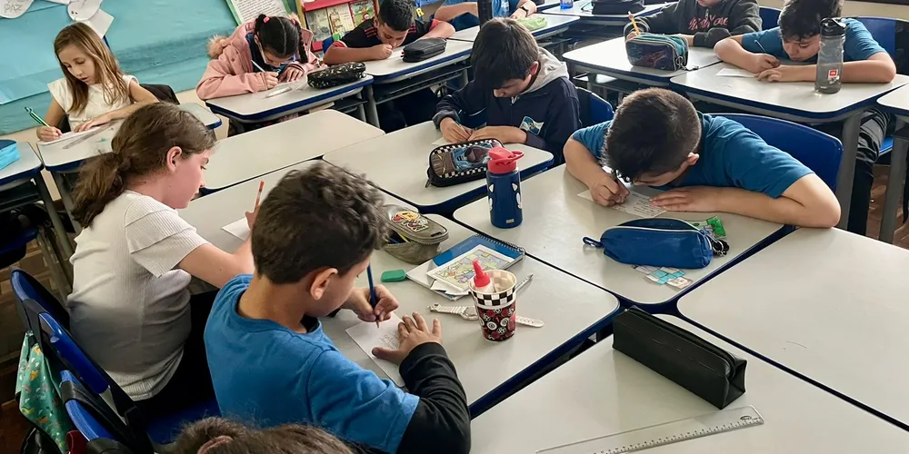 Os alunos realizaram atividades como um debate sobre o tema e demonstraram compreensão sobre a importância dos direitos ao longo dos trabalhos