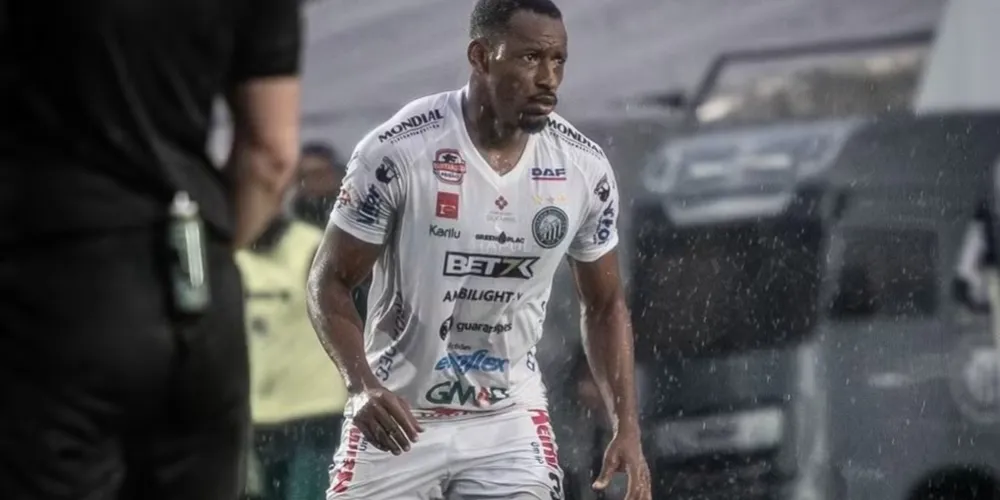 O atleta já participou de 26 partidas pelo alvinegro