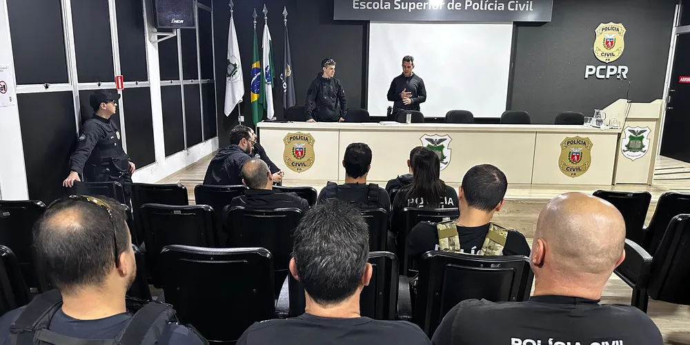 Operação está sendo realizada nesta quarta