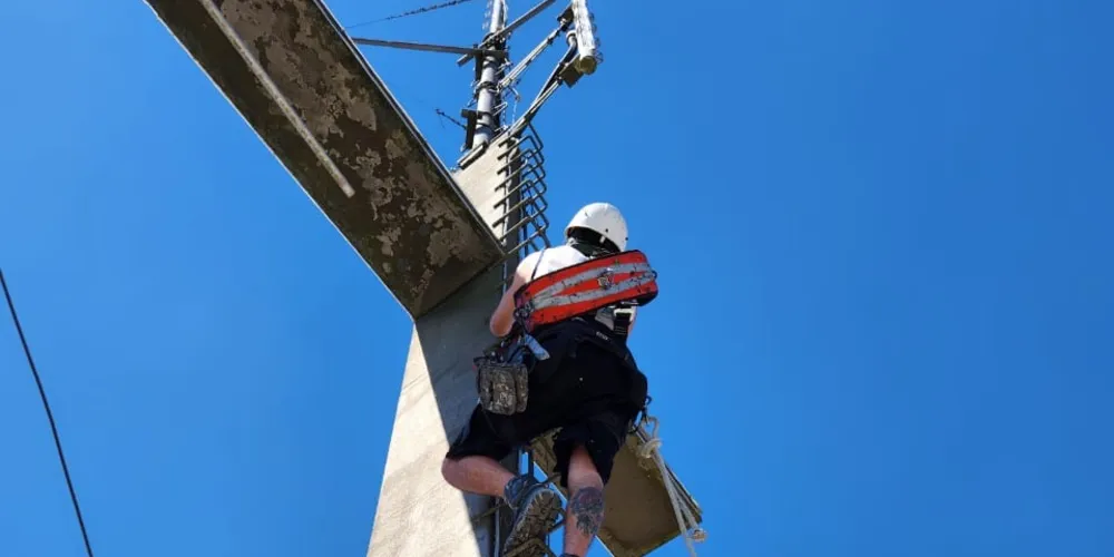 As obras de restauro da cúpula da Paróquia/Catedral Sant’Ana estão em andamento