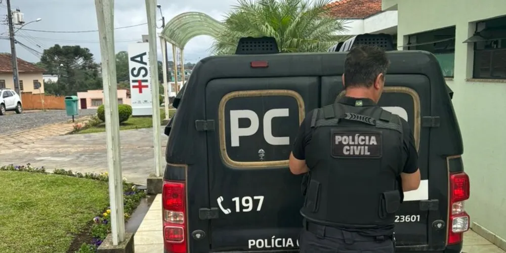 Homem foi levado para o Hospital após a queda