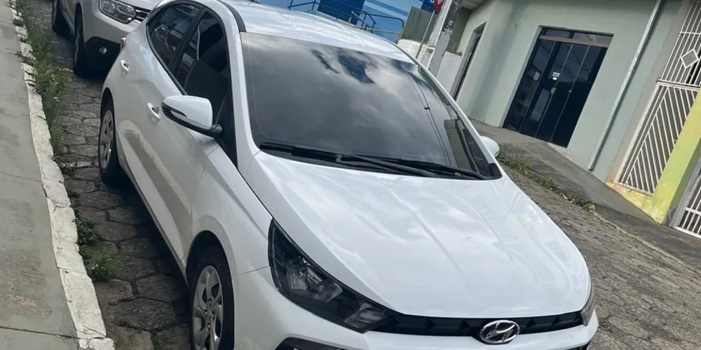 Veículo HB20 foi recuperado