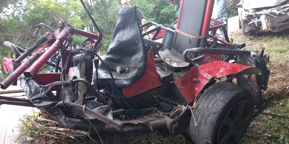 Acidente aconteceu na sexta-feira (15), no município de Telêmaco Borba, nos Campos Gerais