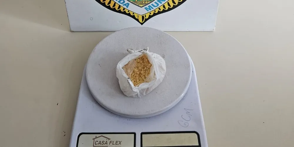 Mais de 20 gramas do entorpecente estavam em posse do homem preso