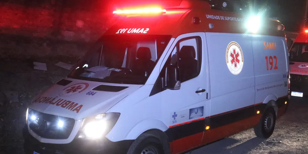 Vítima foi socorrida pelo médico do SAMU