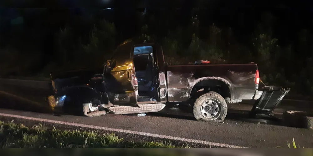 Motorista ficou ferido após carro sair da pista