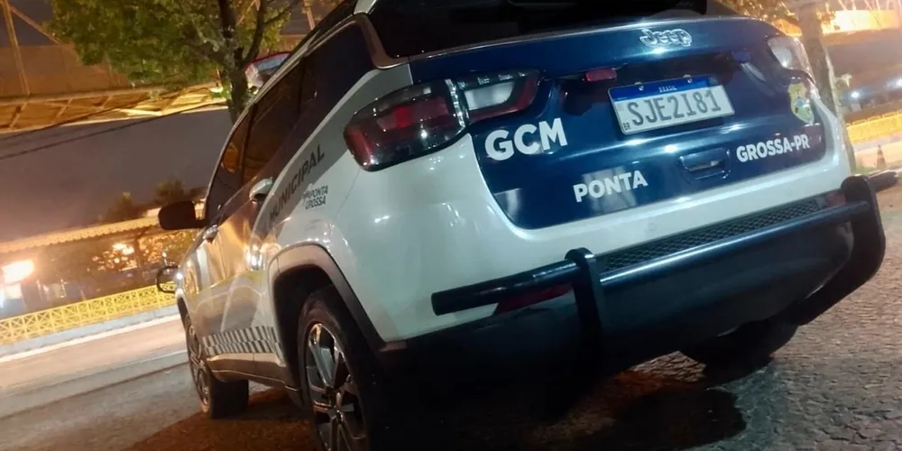 Dupla foi abordada por equipes da GCM