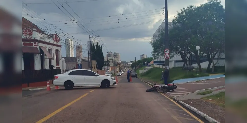 O acidente aconteceu por volta das 17h10 desta quarta-feira (27)