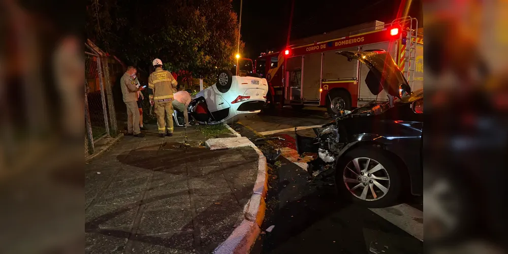 Acidente aconteceu na noite desse domingo, em Ponta Grossa