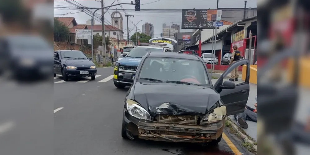 Colisão aconteceu na manhã desta terça