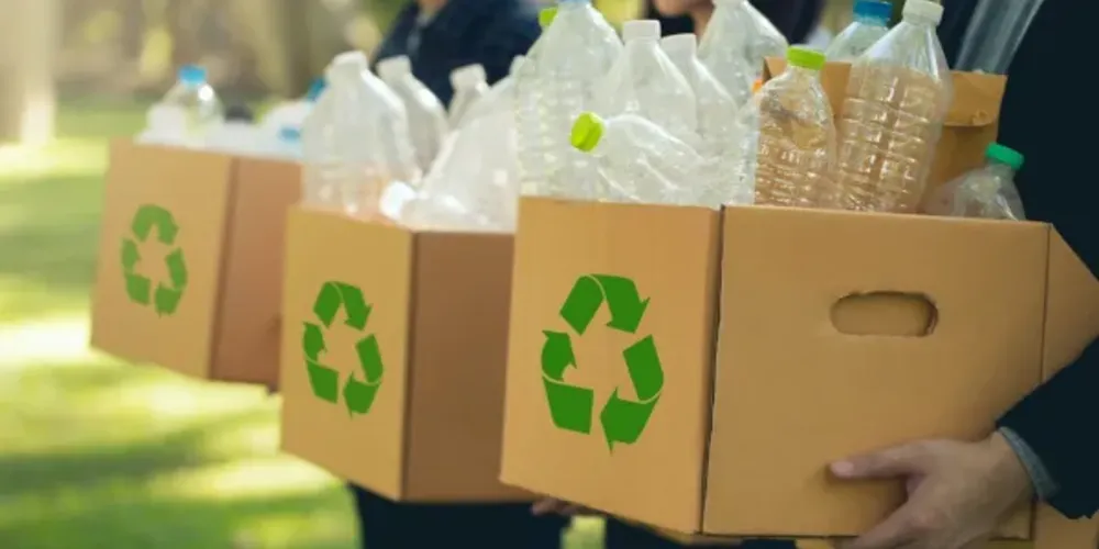 Aula destaca importância dos processos de reciclagem e coleta seletiva